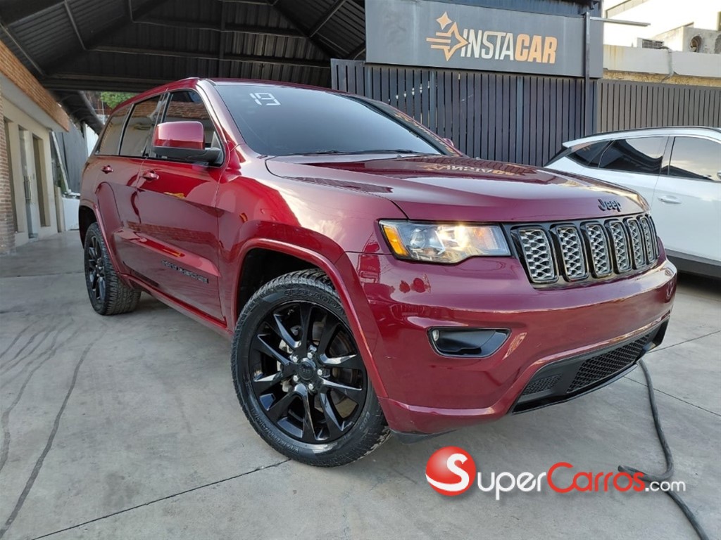 2019 Jeep Grand Cherokee Laredo 4x4