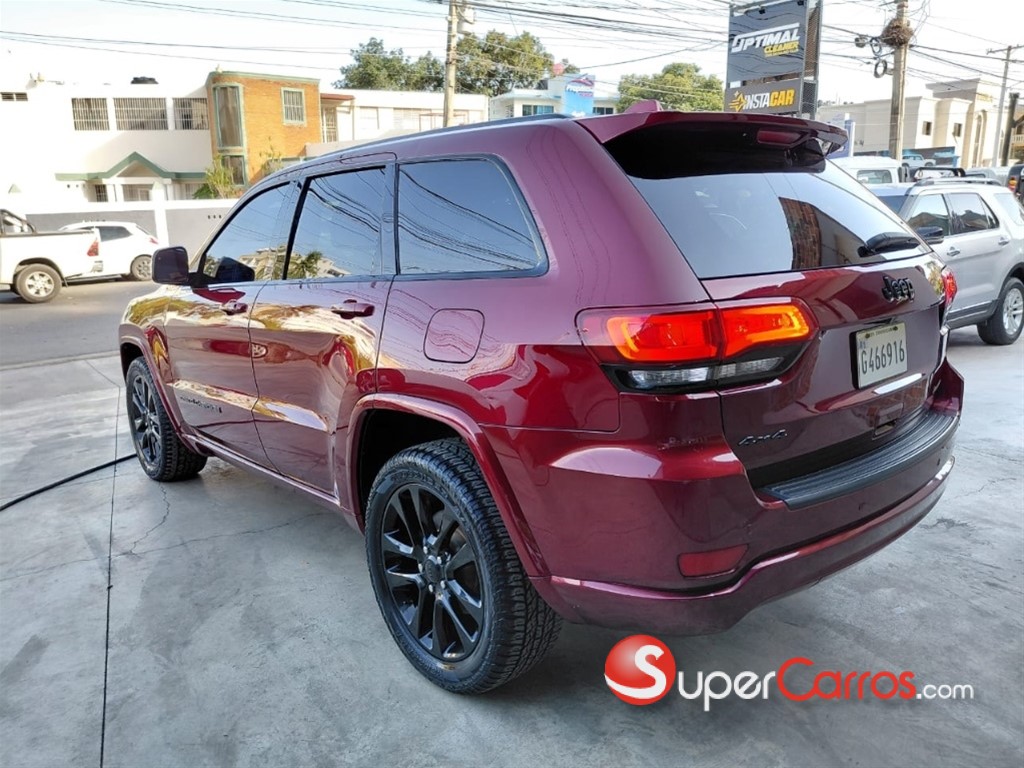 2019 Jeep Grand Cherokee Laredo 4x4 — foto 3 / 10