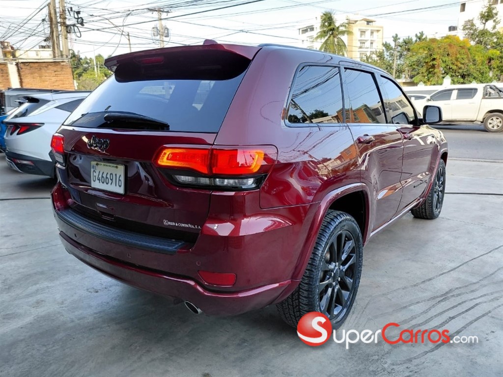2019 Jeep Grand Cherokee Laredo 4x4 — foto 4 / 10