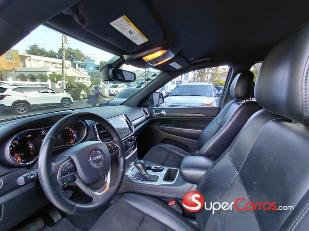 2019 Jeep Grand Cherokee Laredo 4x4 — foto 6 / 10