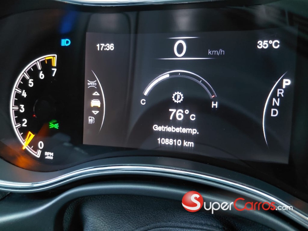 2019 Jeep Grand Cherokee Laredo 4x4 — foto 8 / 10