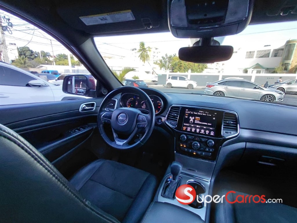 2019 Jeep Grand Cherokee Laredo 4x4 — foto 10 / 10