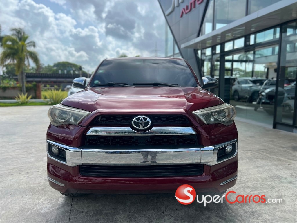 2012 Toyota 4 Runner SR5 — foto 2 / 10