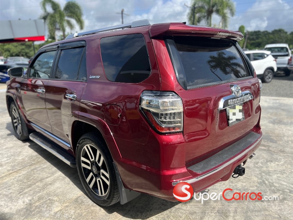 2012 Toyota 4 Runner SR5 — foto 4 / 10
