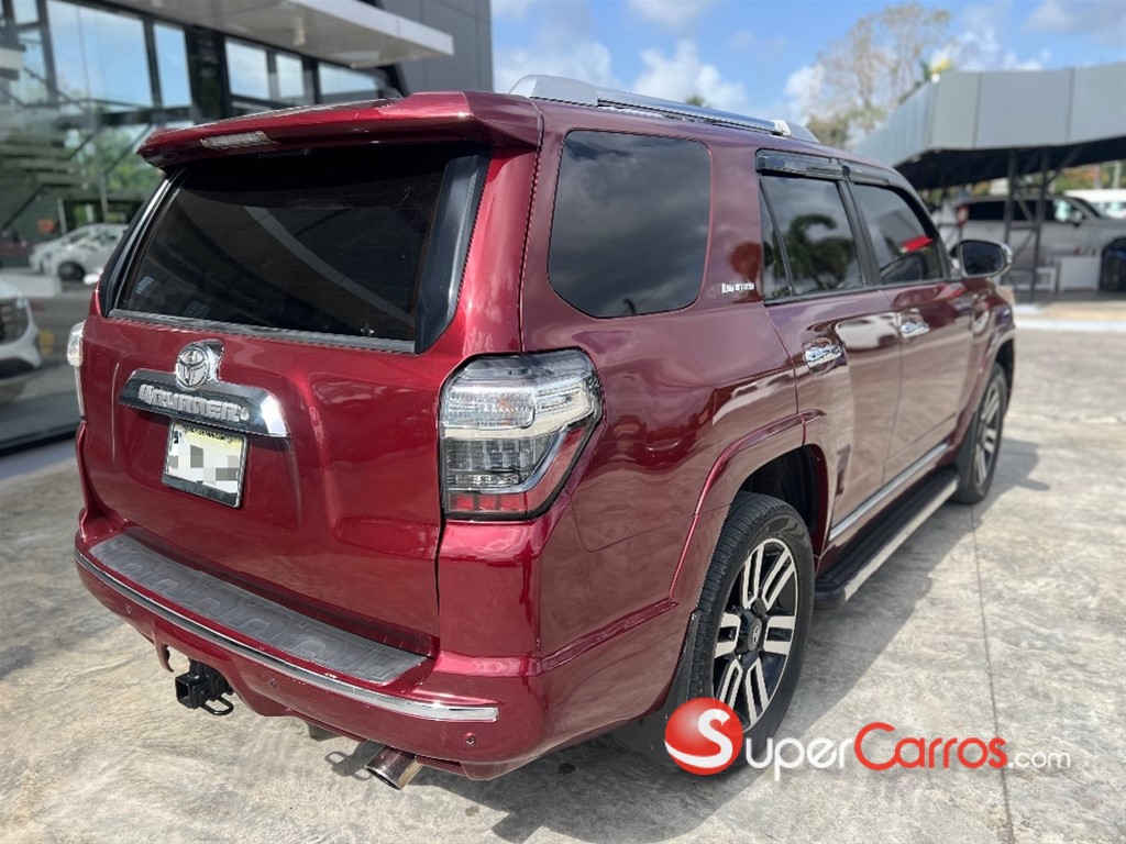 2012 Toyota 4 Runner SR5 — foto 6 / 10
