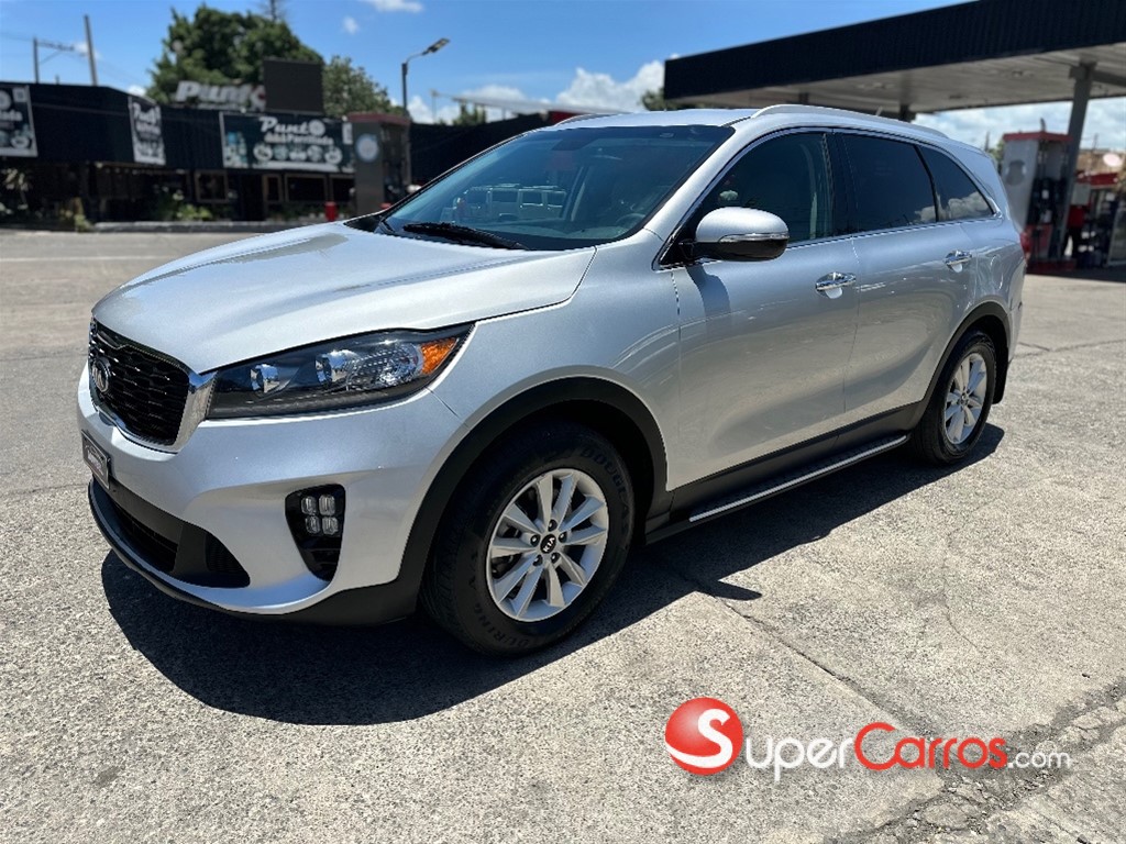 2020 Kia Sorento — foto 2 / 12