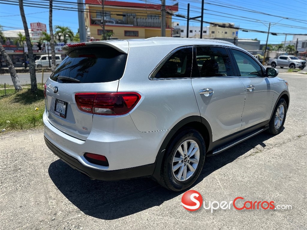 2020 Kia Sorento — foto 5 / 12