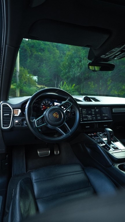 2019 Porsche Cayenne S — foto 4 / 6