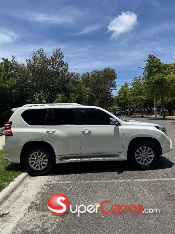 2017 Toyota Land Cruiser Prado VXL — foto 4 / 12