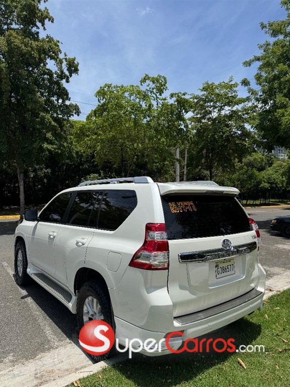 2017 Toyota Land Cruiser Prado VXL — foto 7 / 12