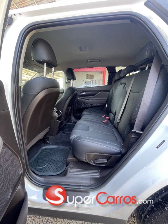 2020 Hyundai Santa Fe — foto 8 / 12
