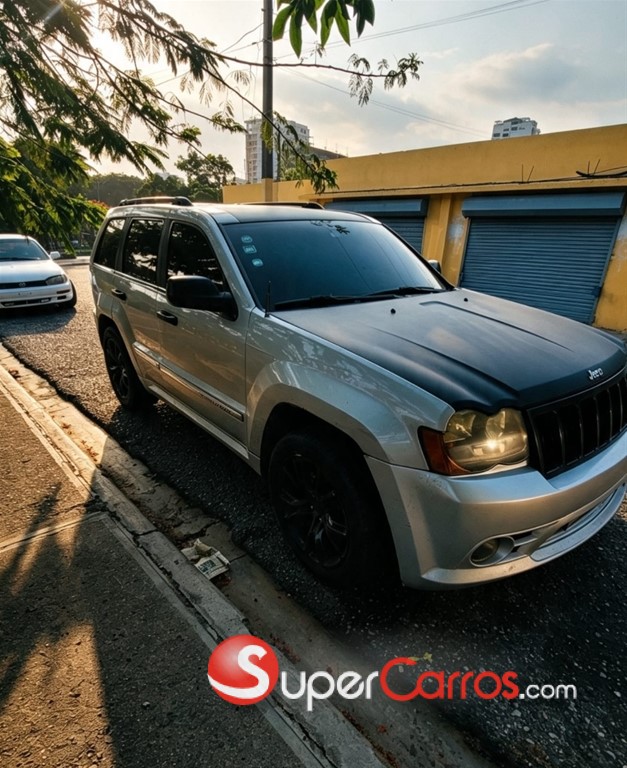2005 Jeep Grand Cherokee SRT8