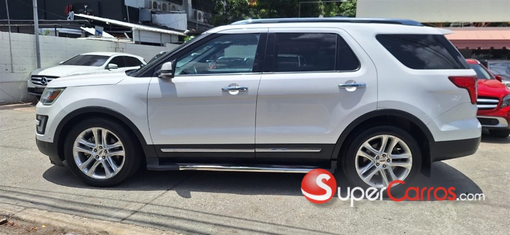 2017 Ford Explorer Limited — foto 5 / 9