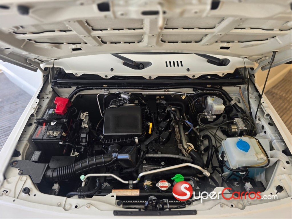 2021 Suzuki Jimny GLX — foto 6 / 10
