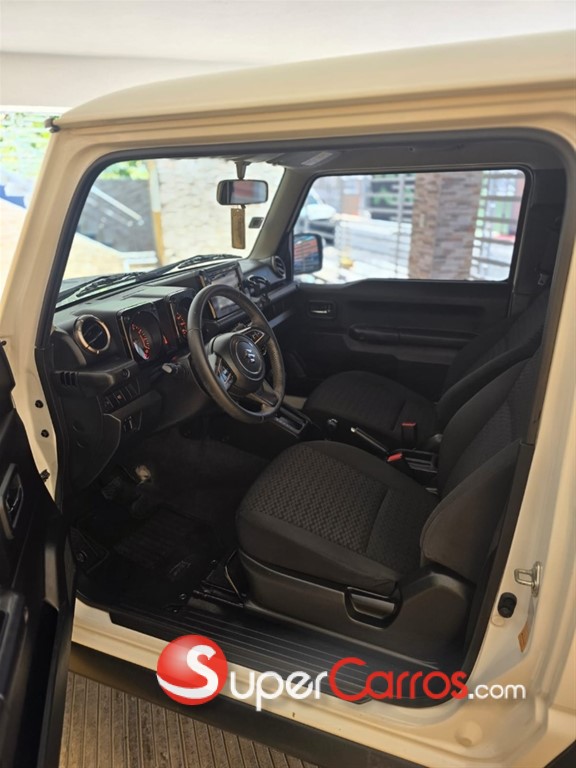 2021 Suzuki Jimny GLX — foto 9 / 10