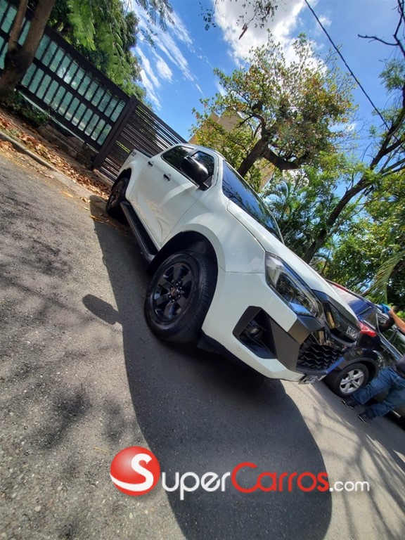 2025 Isuzu DMAX LSE — foto 3 / 11