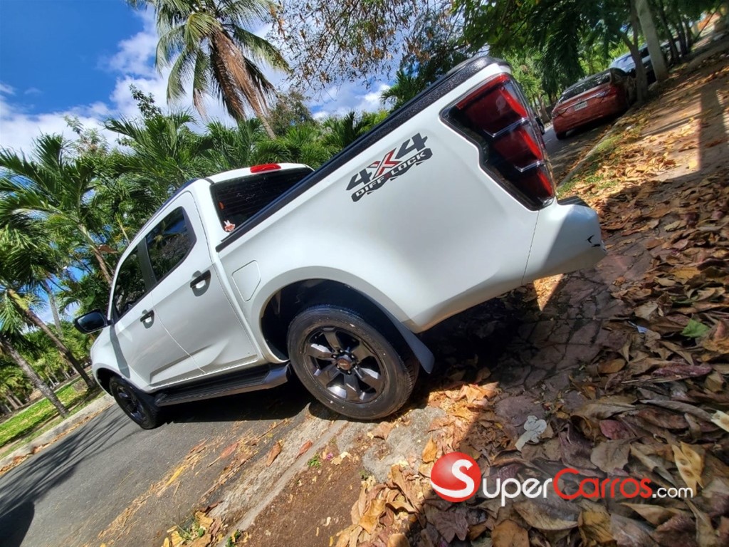 2025 Isuzu DMAX LSE — foto 4 / 11