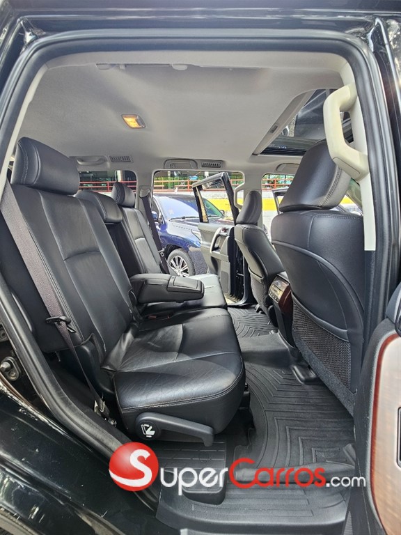 2015 Toyota Land Cruiser VXL — foto 10 / 10