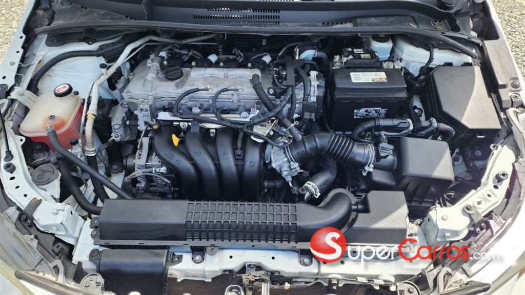 2020 Toyota Corolla LE — foto 12 / 12