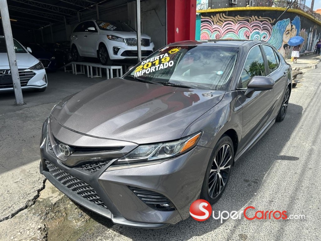 2019 Toyota Camry SE — foto 3 / 11