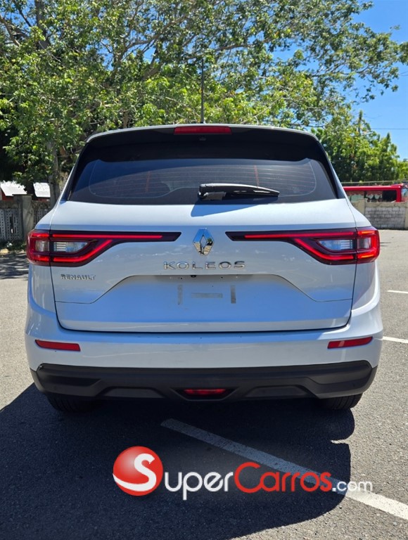 2020 Renault Koleos Zen — foto 6 / 12