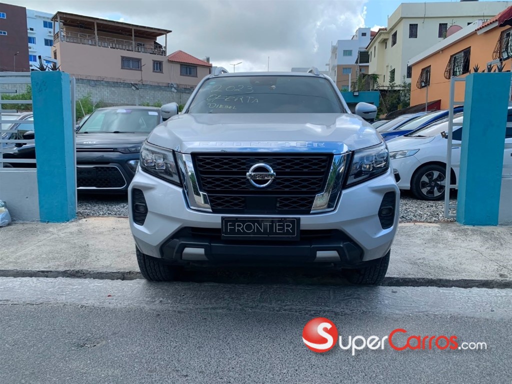 2023 Nissan Frontier LE