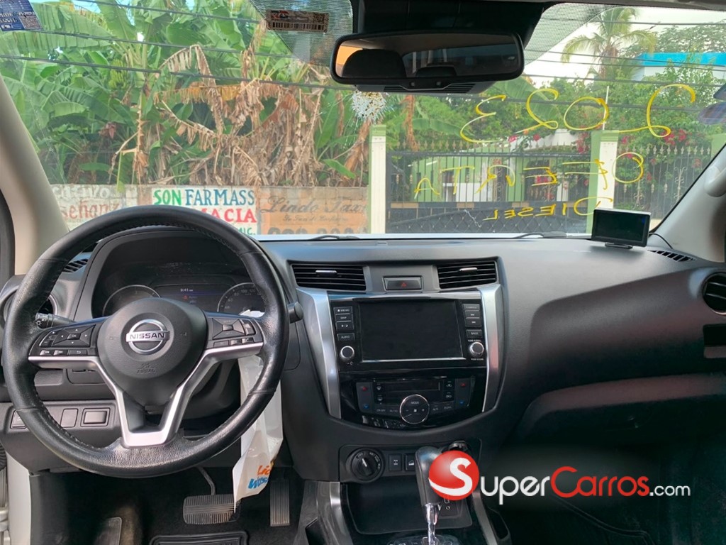 2023 Nissan Frontier LE — foto 5 / 8