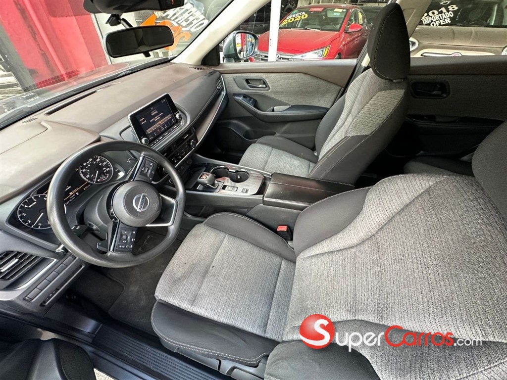 2021 Nissan Rogue SV — foto 8 / 11
