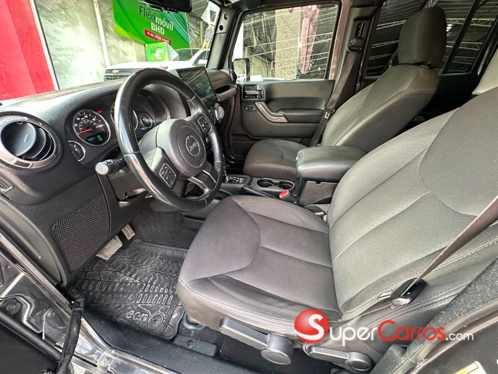 2017 Jeep Wrangler Unlimited Sport — foto 8 / 12