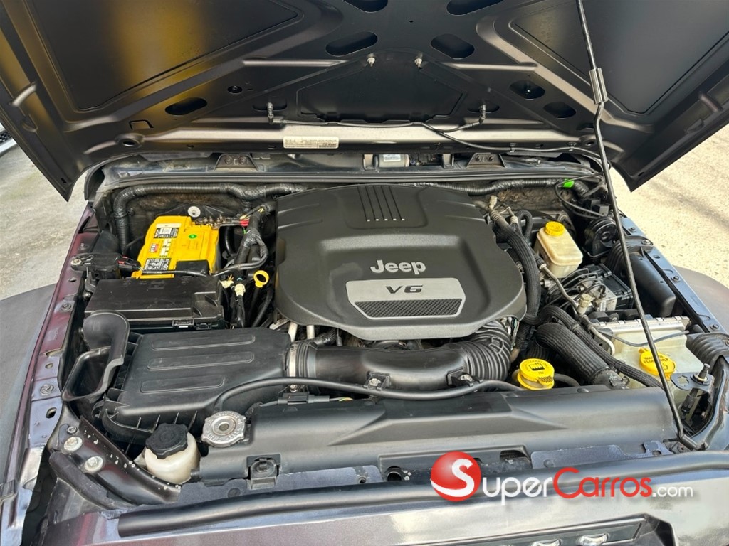 2017 Jeep Wrangler Unlimited Sport — foto 12 / 12