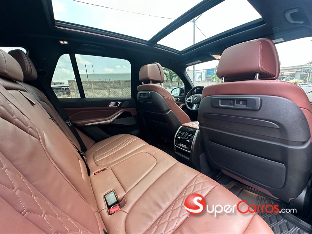 2020 BMW X 5 XDRIVE 40i — foto 8 / 12