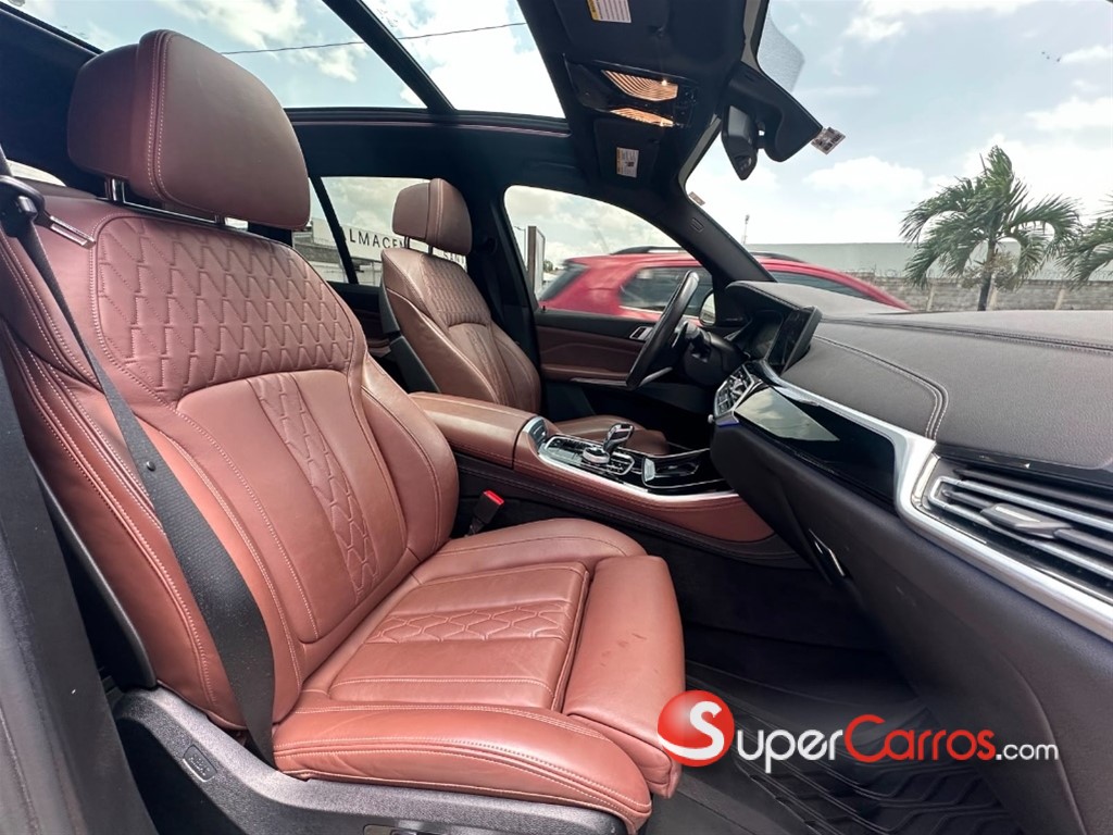 2020 BMW X 5 XDRIVE 40i — foto 9 / 12