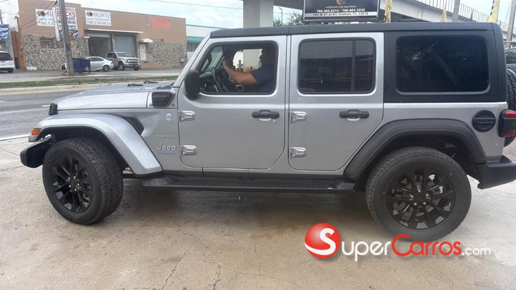 2021 Jeep Wrangler Sahara 4xe — foto 2 / 6