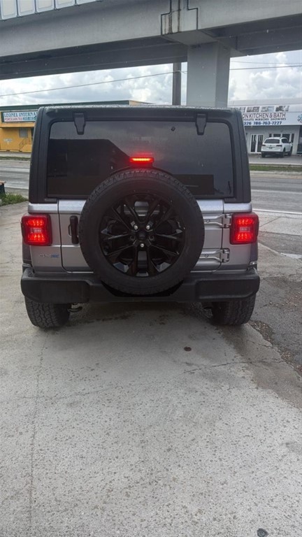 2021 Jeep Wrangler Sahara 4xe — foto 6 / 6