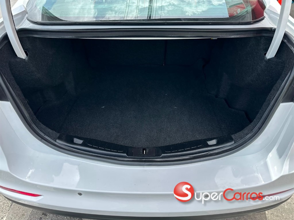 2020 Ford Fusion Titanium — foto 11 / 12