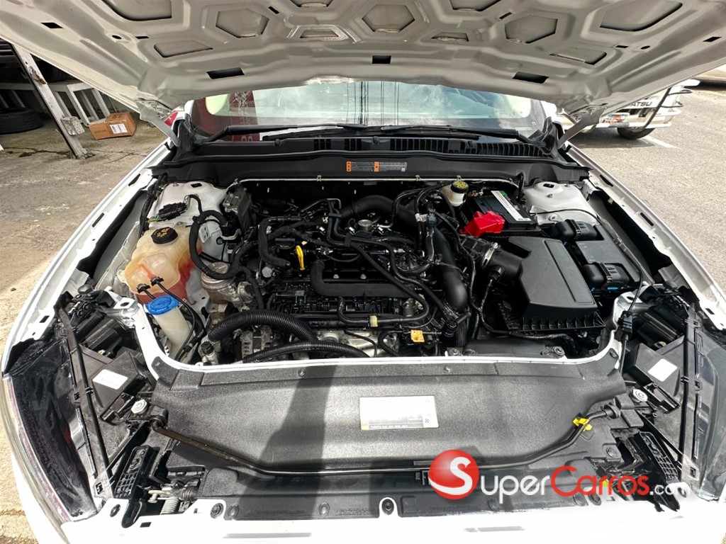 2020 Ford Fusion Titanium — foto 12 / 12