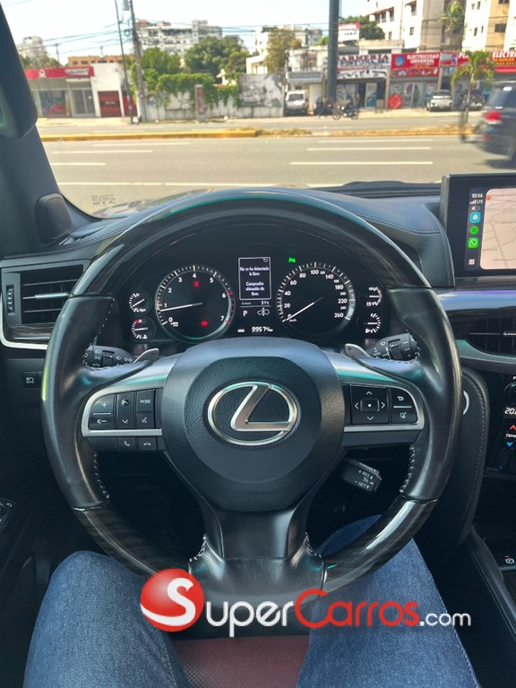 2020 Lexus LX 570 — foto 7 / 11