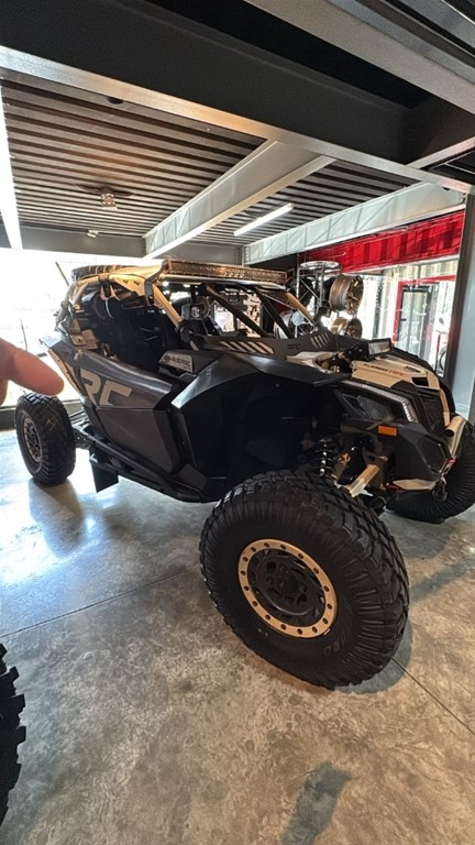 2023 Can Am Maverick X3 XRC — foto 5 / 6