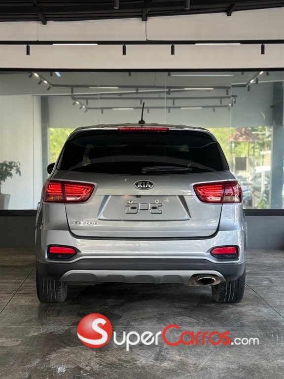 2019 Kia Sorento LX — foto 6 / 11