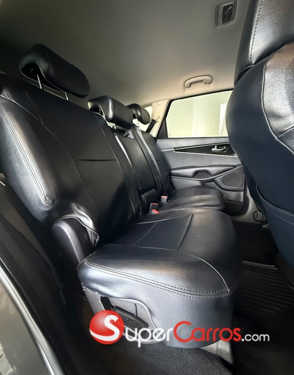 2019 Kia Sorento LX — foto 11 / 11