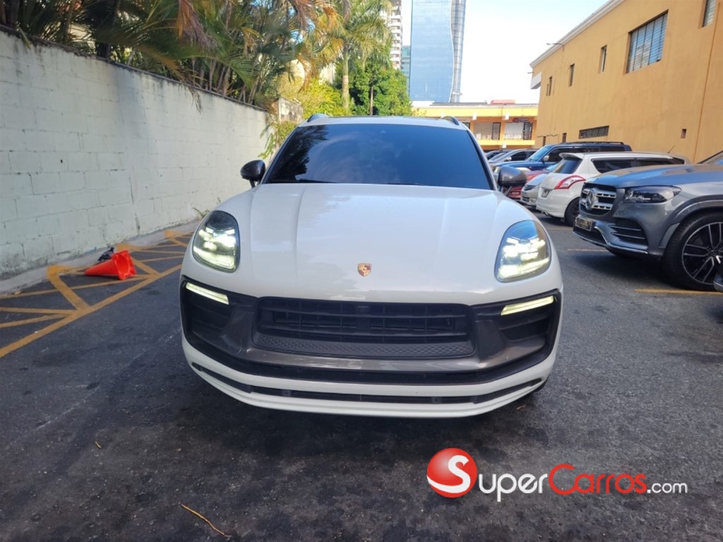 2025 Porsche Macan T — foto 2 / 12