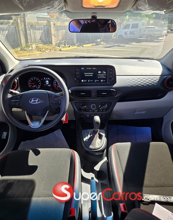 2025 Hyundai Grand I 10 Sedan — foto 9 / 11