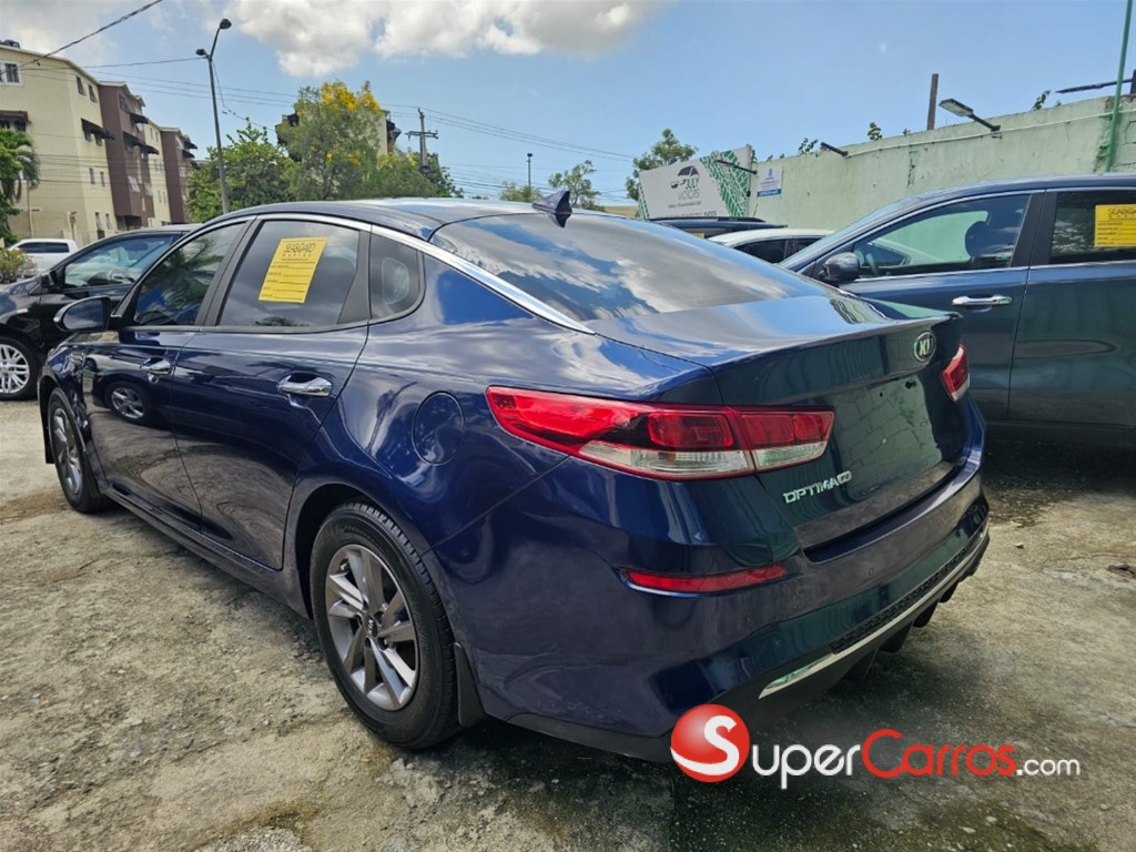 2020 Kia Optima LX — foto 5 / 9