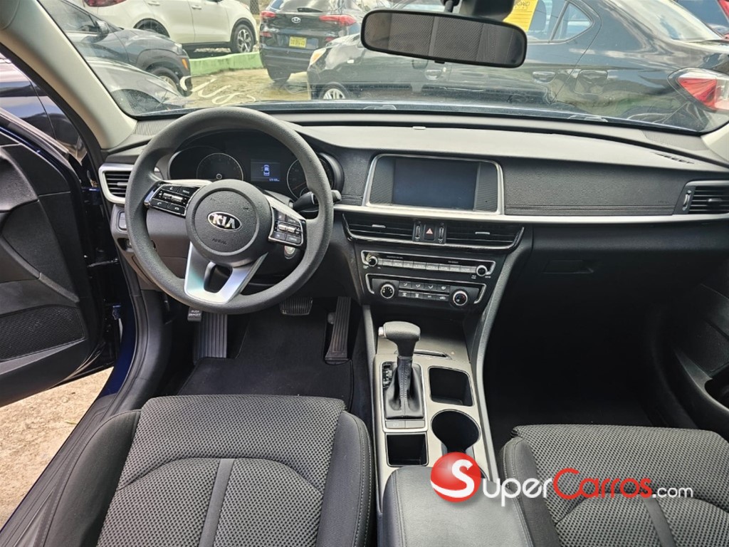 2020 Kia Optima LX — foto 6 / 9
