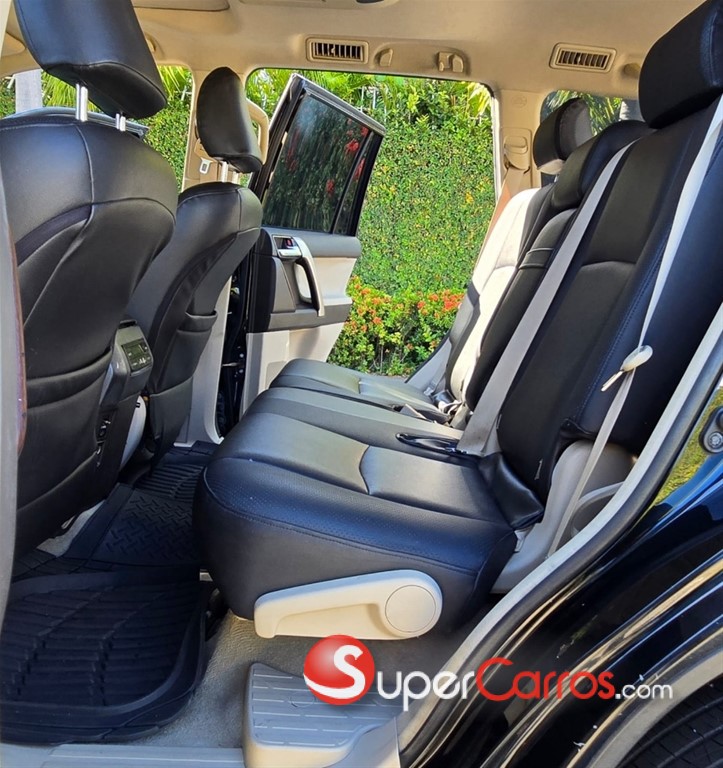 2011 Toyota Land Cruiser Prado VX — foto 9 / 12