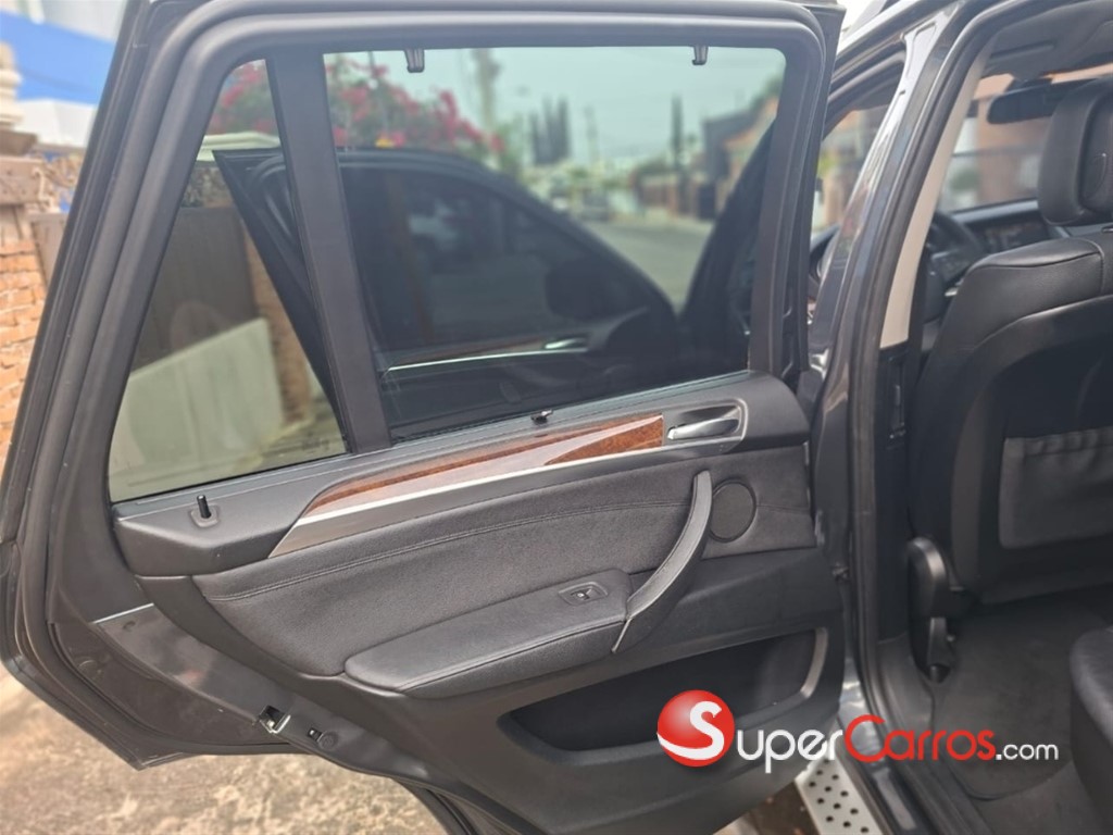 2013 BMW X 5 — foto 8 / 10