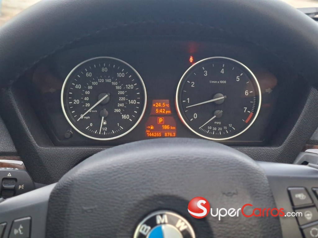 2013 BMW X 5 — foto 9 / 10