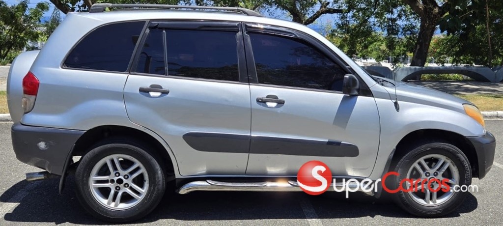 2001 Toyota RAV4 LE — foto 8 / 12