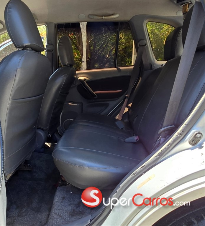 2001 Toyota RAV4 LE — foto 12 / 12