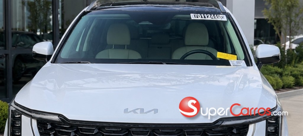 2024 Kia Sorento S — foto 2 / 8